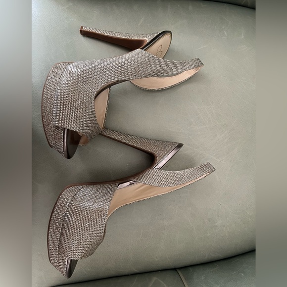 Jessica Simpson Sabella Sparkly Gold Pumps - Picture 4 of 7